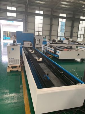 van de de Vezellaser van 1kw 6kw CNC de Machine Vierkante Rechthoek Om metaal te snijden om het Knipsel van de Staalbuis