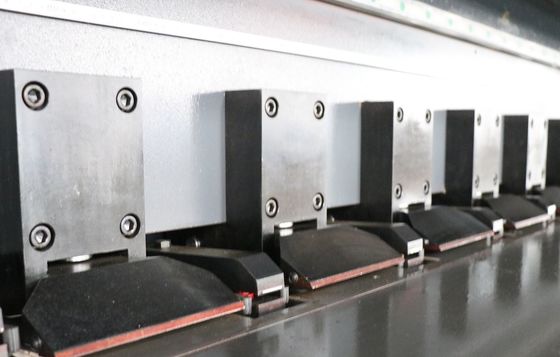 Het bladmetaal CNC sneed Machine 1250x6000Mm, UVverticaal V het Groeven Machine 0.4mm