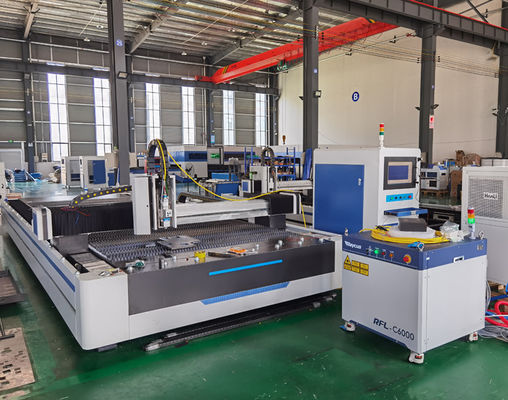 CNC van het bladmetaal de Snijmachine3kw Dubbele Lijst 3015 van de Vezellaser