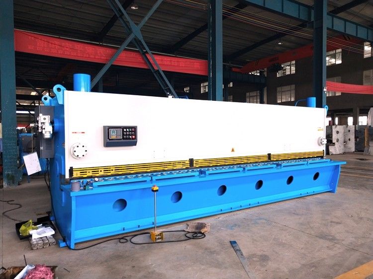 Automatische Guillotinecnc Hydraulische Scherende Machine QC11K 16*6000 voor Plaat 18mm 20mm 40mm